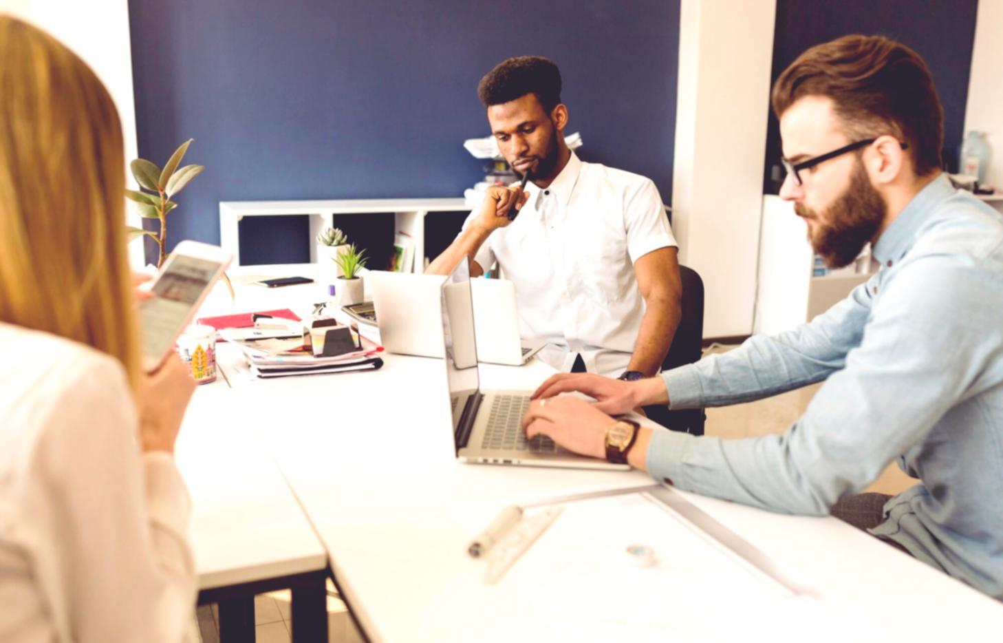 Financial analysis tools and business performance metrics review